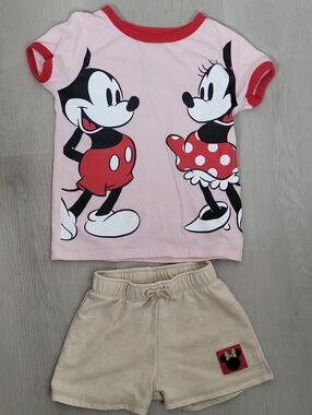 Disney Minnie & Mickey 2 Piece Outfit Size 2T Girls Tee Shorts Set Toddler